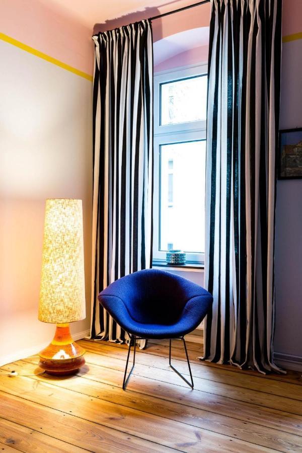 One Bedroom With Balcony H12 *